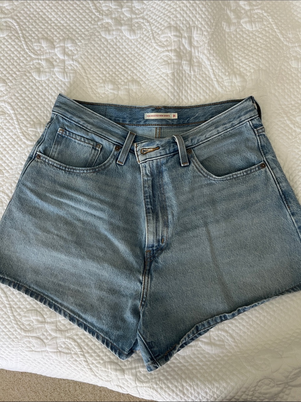 Classic High-Rise Levi Denim Shorts